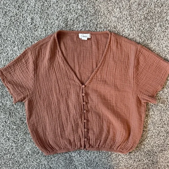 Japna Women's Short sleeve Rust Red Cotton Button Front Crop top Size M - Picture 1 of 6